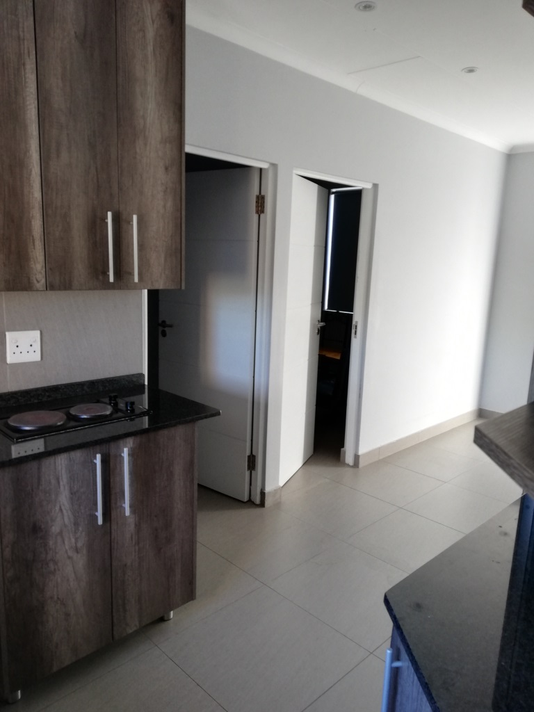 To Let 2 Bedroom Property for Rent in Quigney Eastern Cape